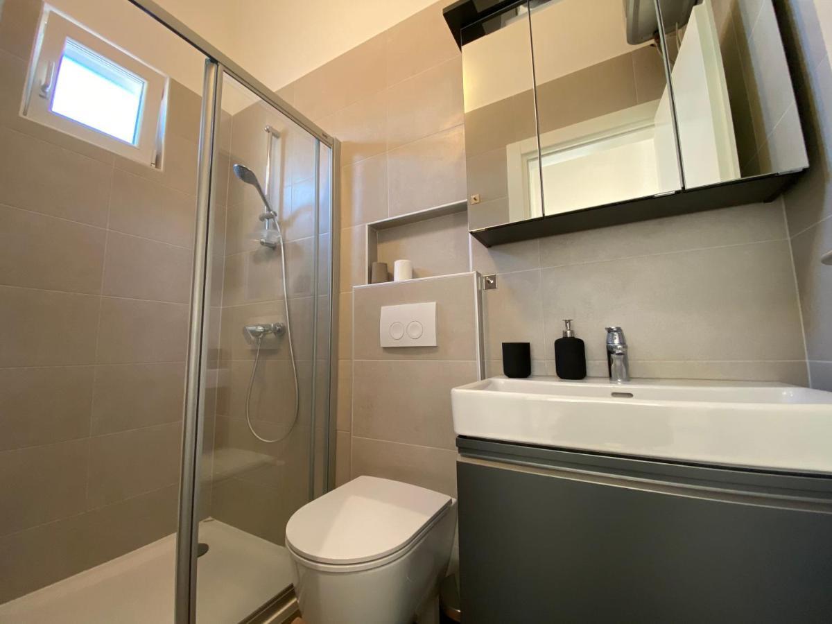 ויר Holiday House Laura מראה חיצוני תמונה