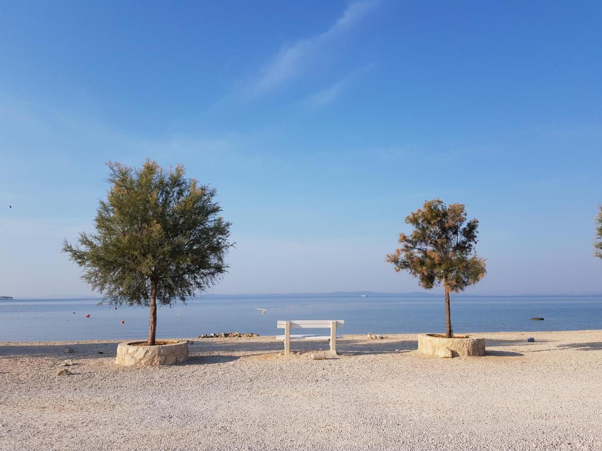 ויר Holiday House Laura מראה חיצוני תמונה