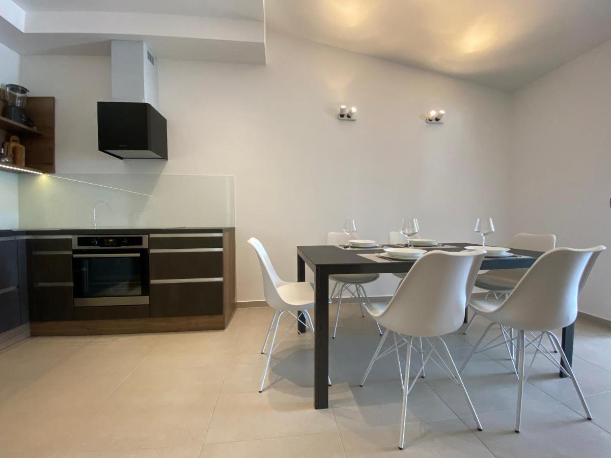 ויר Holiday House Laura מראה חיצוני תמונה