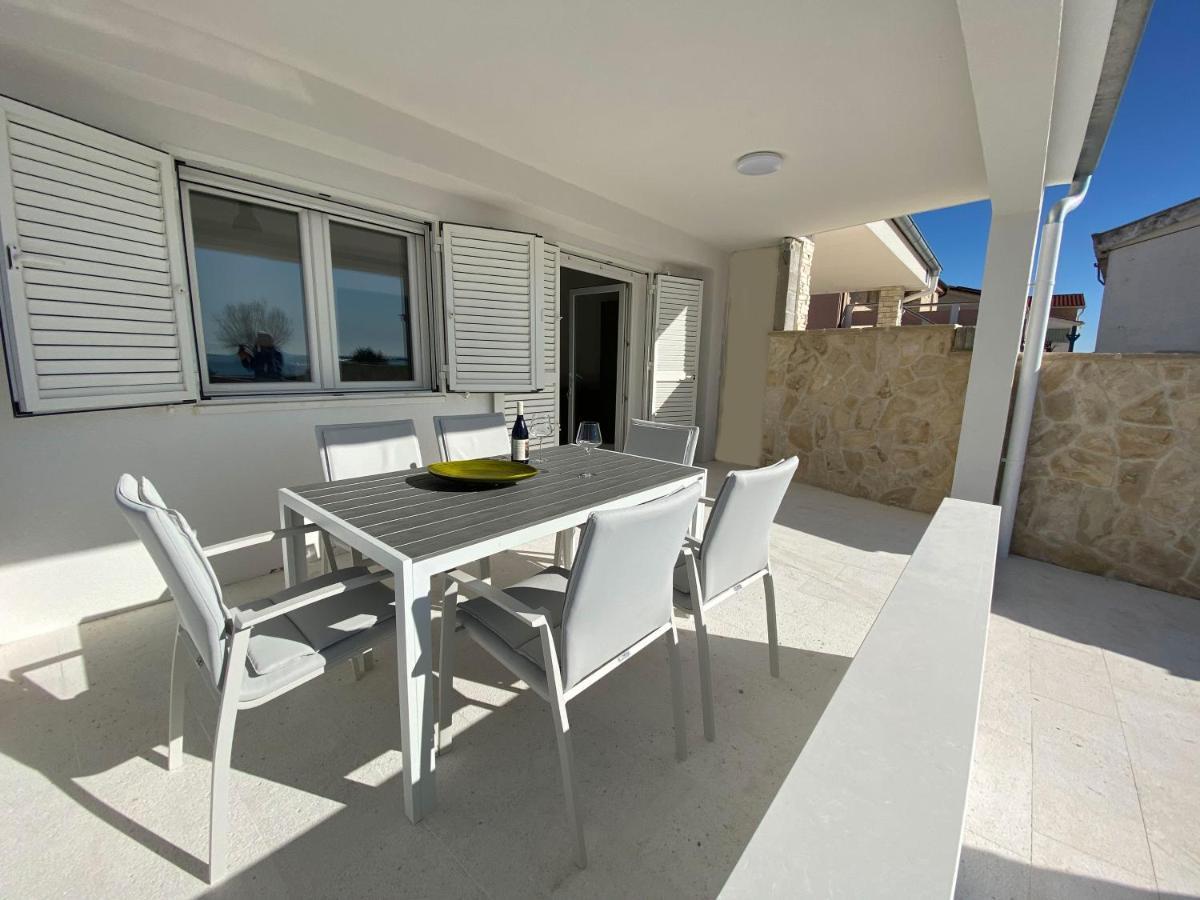 ויר Holiday House Laura מראה חיצוני תמונה