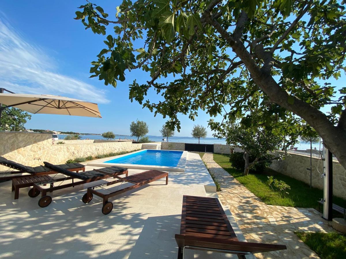 ויר Holiday House Laura מראה חיצוני תמונה