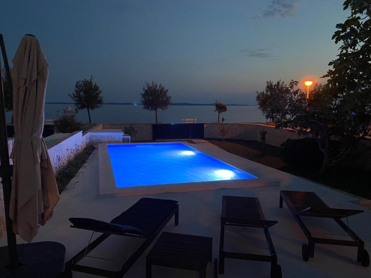 ויר Holiday House Laura מראה חיצוני תמונה